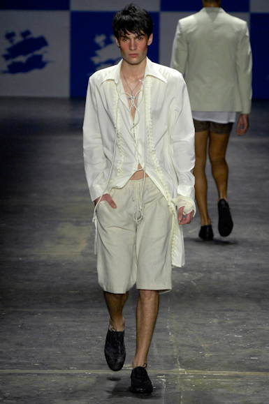desfiles-marioqueiroz-saopauloverao2008rtw-103