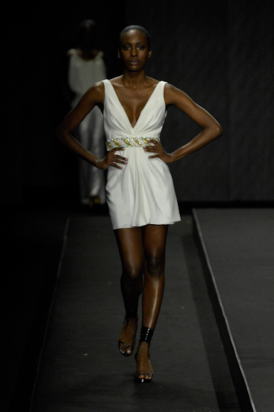 desfiles-marceloquadros-saopauloverao2008rtw-120