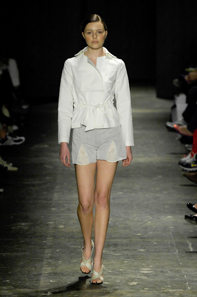 desfiles-lorenzomerlino-saopauloverao2008rtw-107