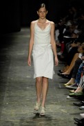 desfiles-lorenzomerlino-saopauloverao2008rtw-108