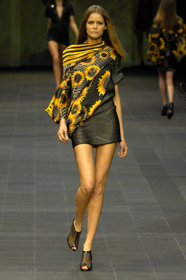 desfiles-animale-rioverao2008rtw-102