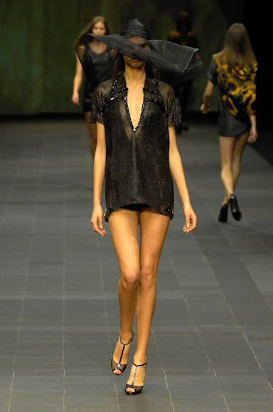 desfiles-animale-rioverao2008rtw-103