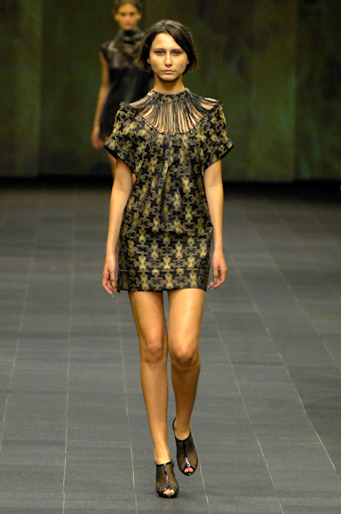 desfiles-animale-rioverao2008rtw-106