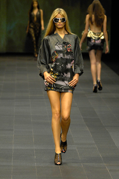 desfiles-animale-rioverao2008rtw-110