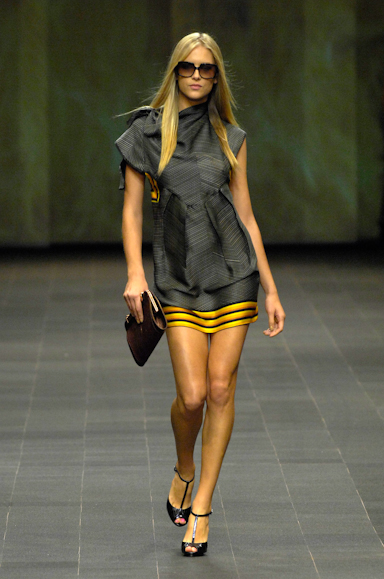 desfiles-animale-rioverao2008rtw-113