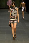 desfiles-animale-rioverao2008rtw-116