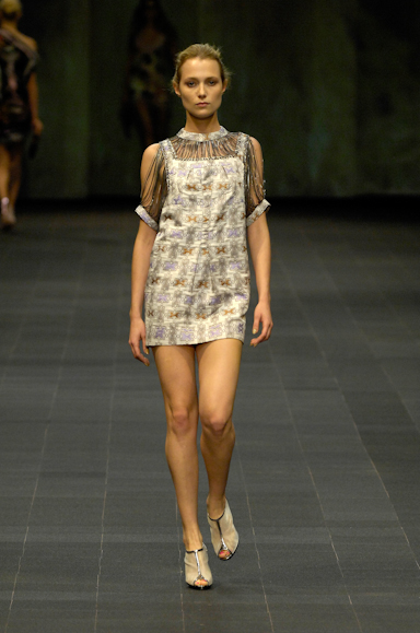 desfiles-animale-rioverao2008rtw-120
