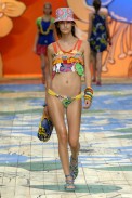 desfiles-cantao-rioverao2008rtw-103