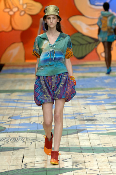 desfiles-cantao-rioverao2008rtw-124