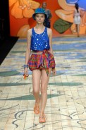 desfiles-cantao-rioverao2008rtw-125