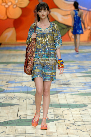 desfiles-cantao-rioverao2008rtw-129