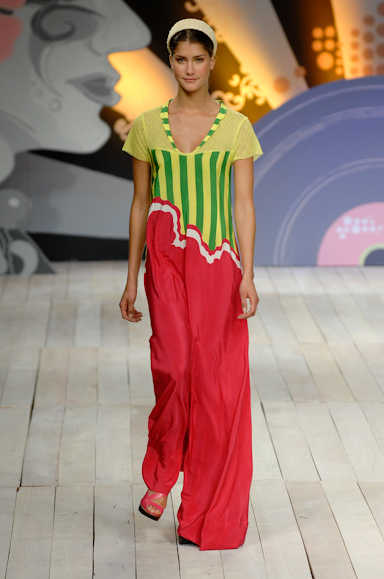 desfiles-teca-rioverao2008rtw-126