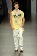 desfiles-colcci-rioverao2008rtw-103