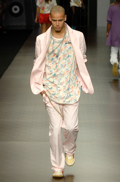 desfiles-colcci-rioverao2008rtw-131