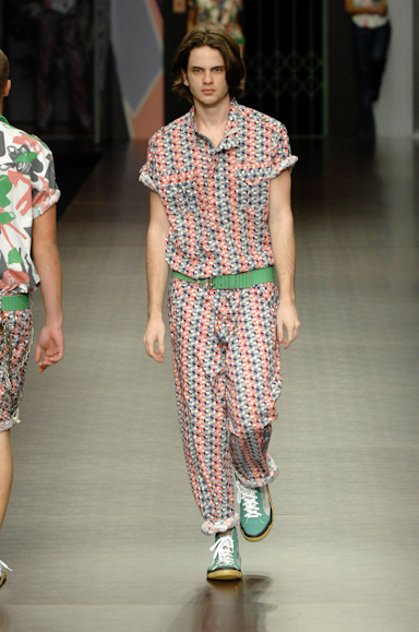 desfiles-colcci-rioverao2008rtw-136