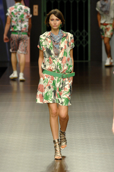 desfiles-colcci-rioverao2008rtw-137