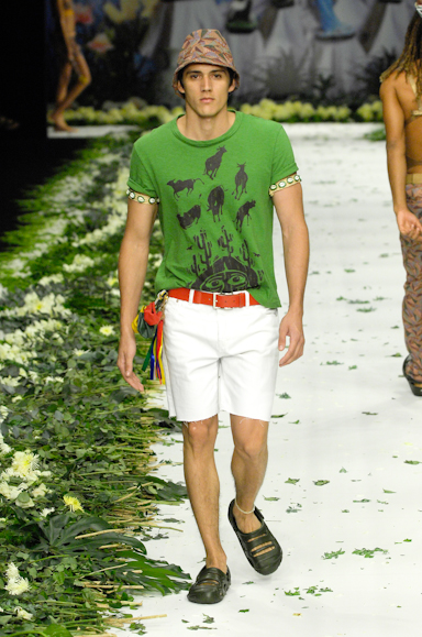 desfiles-complexob-rioverao2008rtw-116
