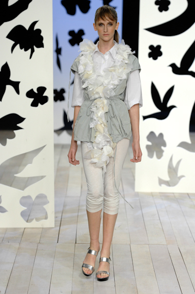 desfiles-gracaottoni-rioverao2008rtw-102