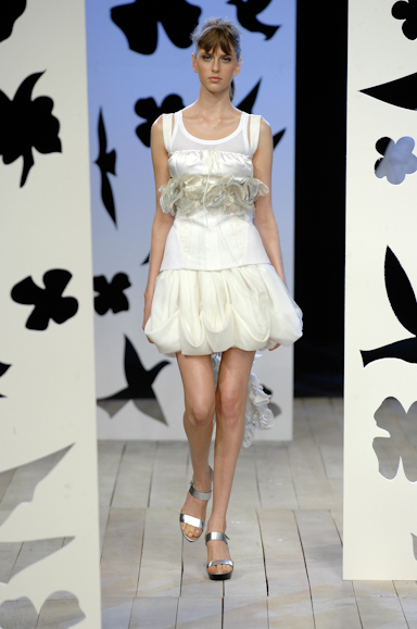 desfiles-gracaottoni-rioverao2008rtw-112