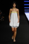 desfiles-julianajabour-rioverao2008rtw-118