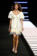 desfiles-julianajabour-rioverao2008rtw-122