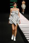 desfiles-julianajabour-rioverao2008rtw-133