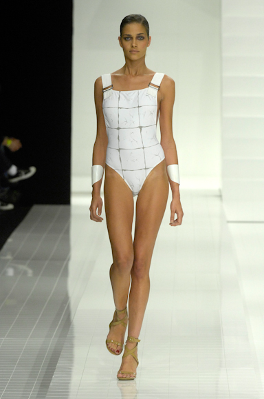 desfiles-lenny-rioverao2008rtw-100