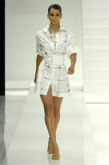 desfiles-lenny-rioverao2008rtw-101