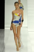 desfiles-lenny-rioverao2008rtw-124