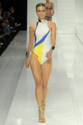 desfiles-lenny-rioverao2008rtw-126