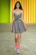 desfiles-luizabonadiman-rioverao2008rtw-100