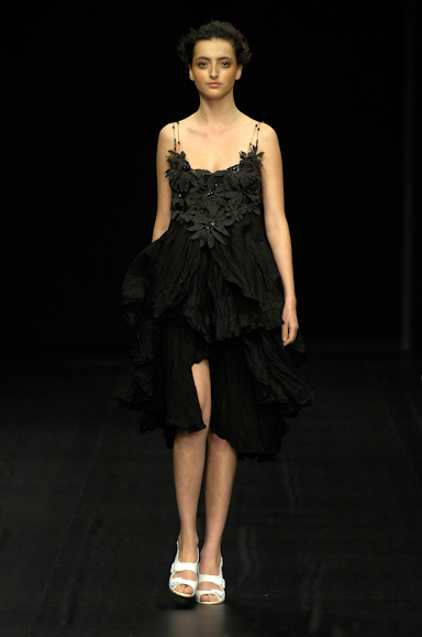 desfiles-marciaganen-rioverao2008rtw-103