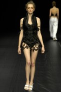 desfiles-marciaganen-rioverao2008rtw-105