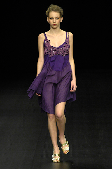 desfiles-marciaganen-rioverao2008rtw-106