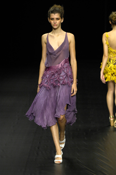 desfiles-marciaganen-rioverao2008rtw-108