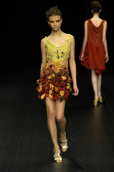 desfiles-marciaganen-rioverao2008rtw-112