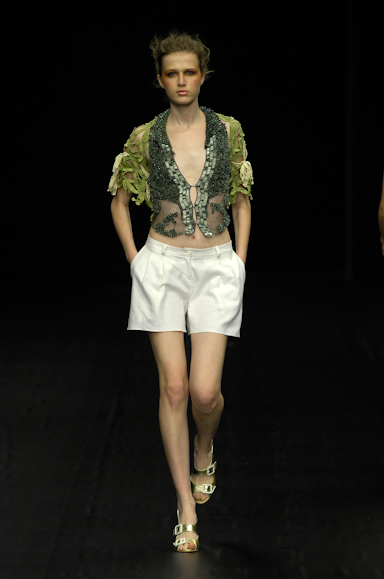 desfiles-marciaganen-rioverao2008rtw-114