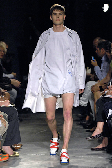 desfiles-rafsimons-parisverao2008men-101
