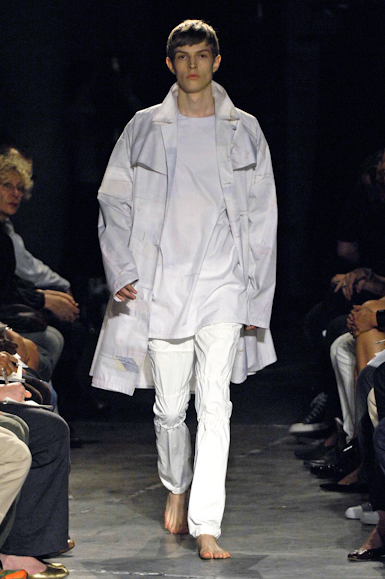 desfiles-rafsimons-parisverao2008men-105