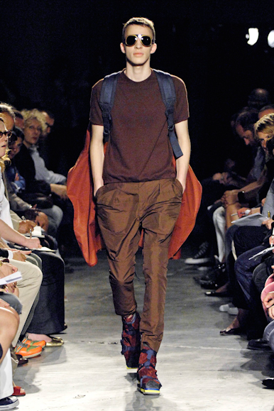 desfiles-rafsimons-parisverao2008men-110