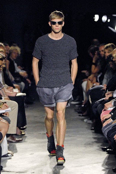 desfiles-rafsimons-parisverao2008men-118