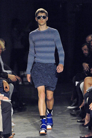 desfiles-rafsimons-parisverao2008men-133