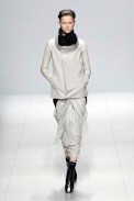 desfiles-rickowens-paris-verao2008rtw-104