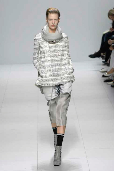 desfiles-rickowens-paris-verao2008rtw-108
