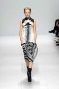 desfiles-rickowens-paris-verao2008rtw-119