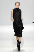 desfiles-rickowens-paris-verao2008rtw-132