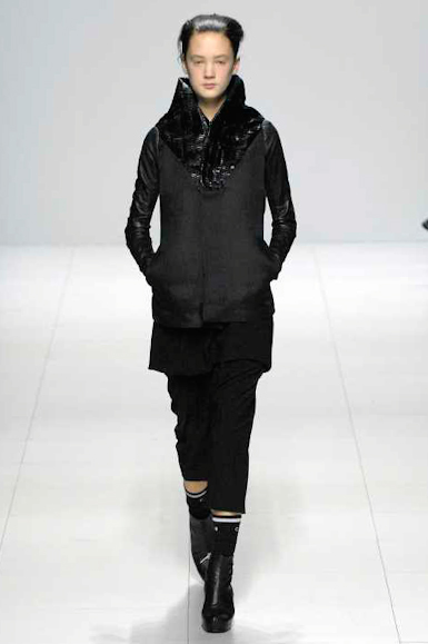 desfiles-rickowens-paris-verao2008rtw-134
