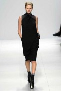 desfiles-rickowens-paris-verao2008rtw-137