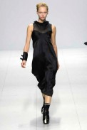 desfiles-rickowens-paris-verao2008rtw-138