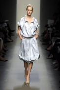 desfiles-bottegaveneta-milao-verao2008rtw-121